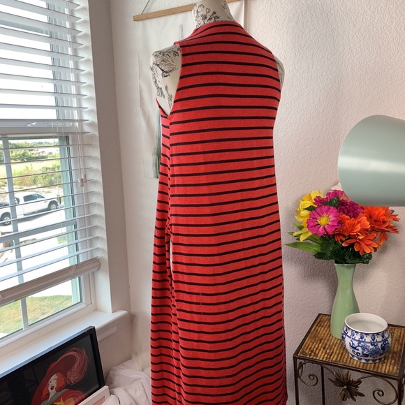 LulaRoe sleeveless cardigan - Picture 3 of 7